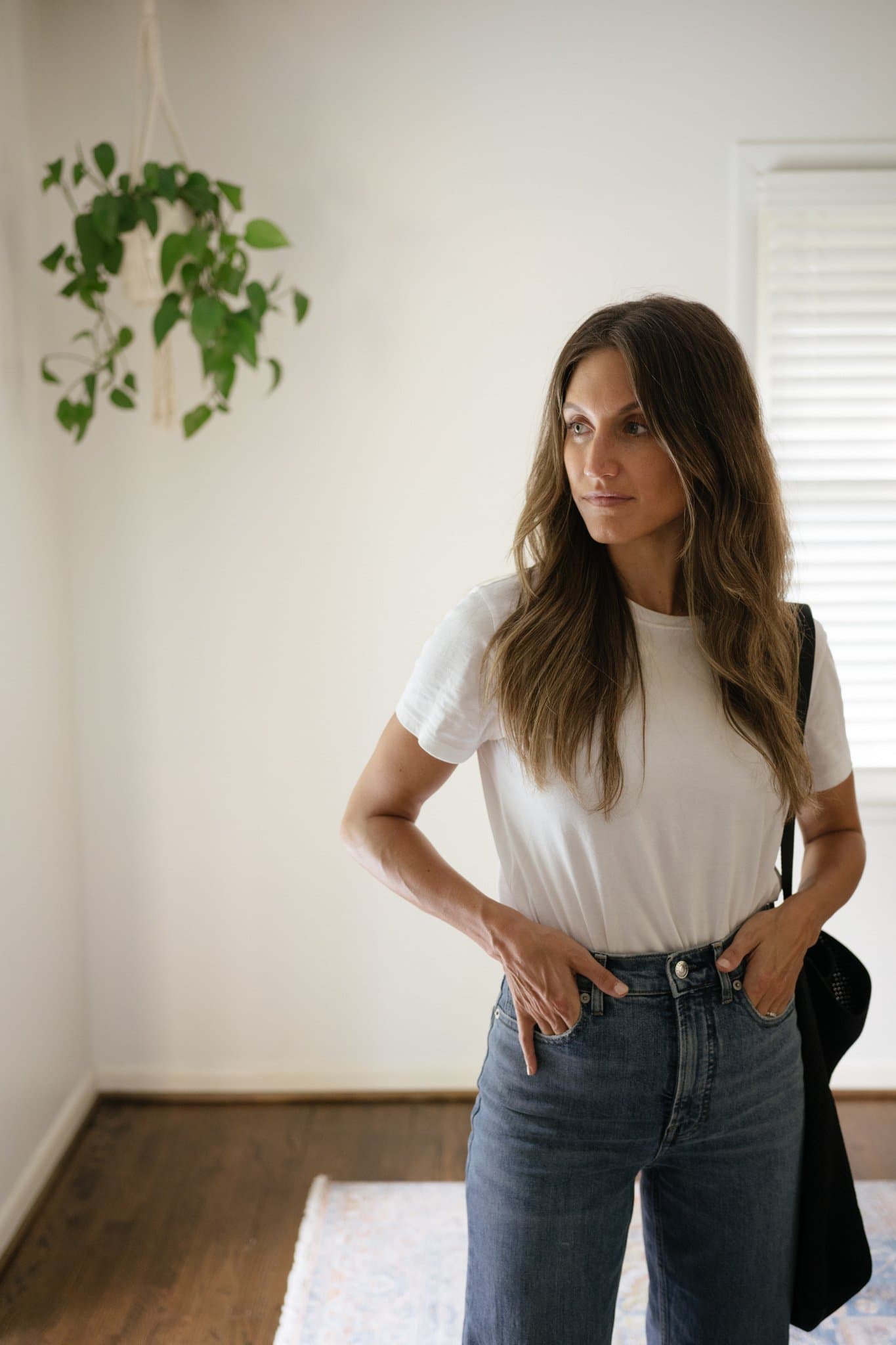 Seven Minimalist Outfits For Early Fall