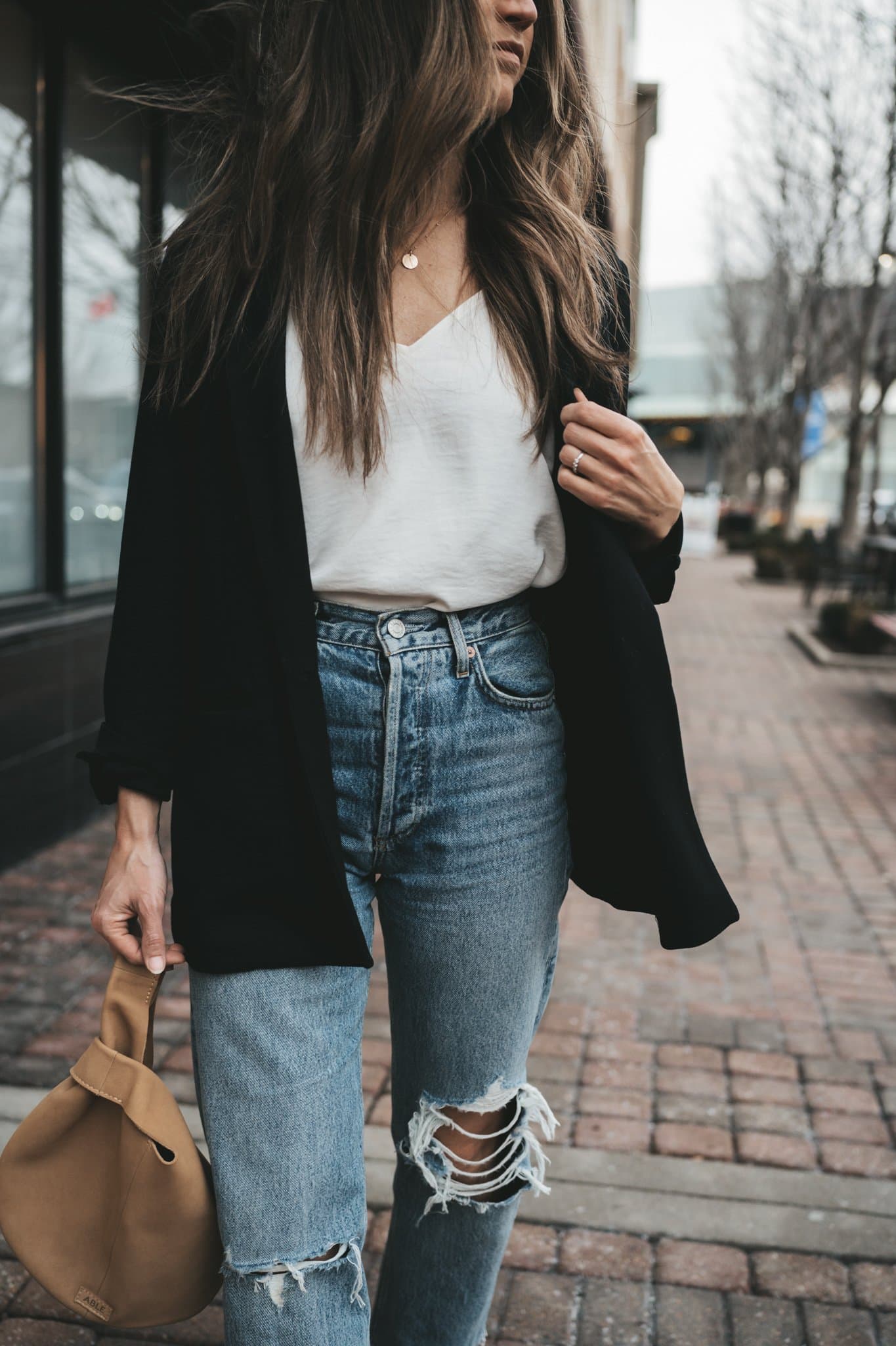 Ten Black Blazer Outfit Ideas For Fall