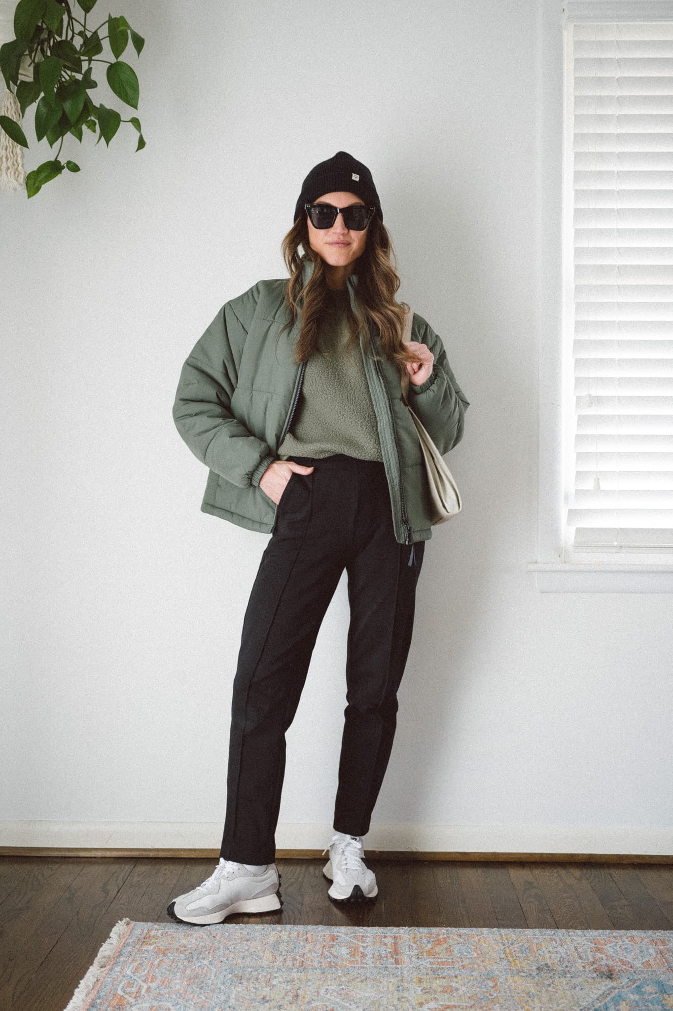 Daily Look 12.15.22