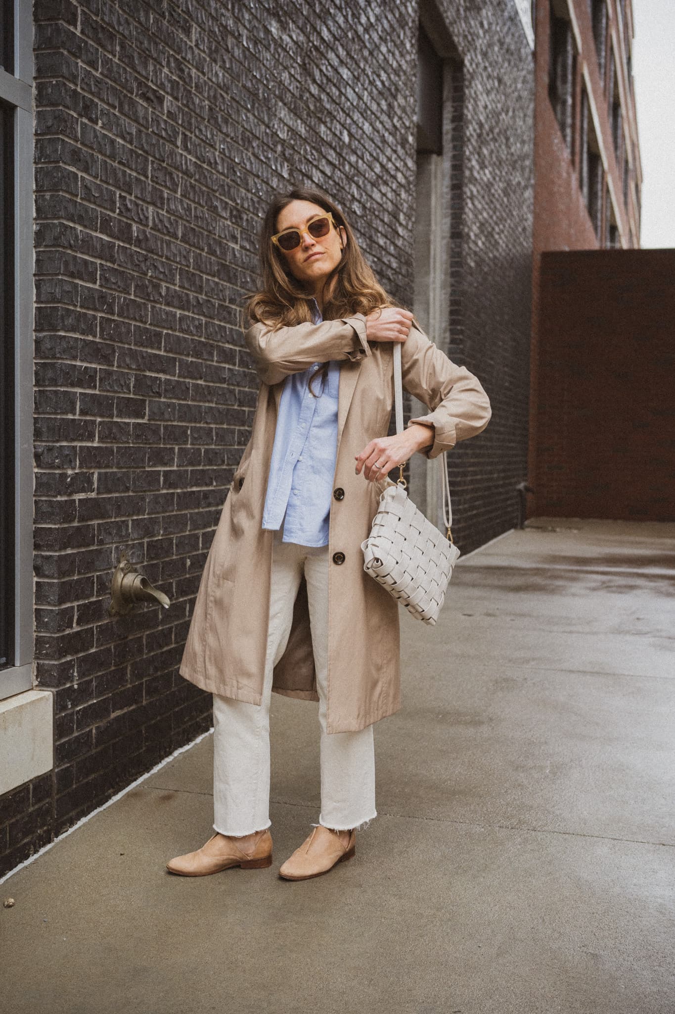 Daily Look 3.21.23