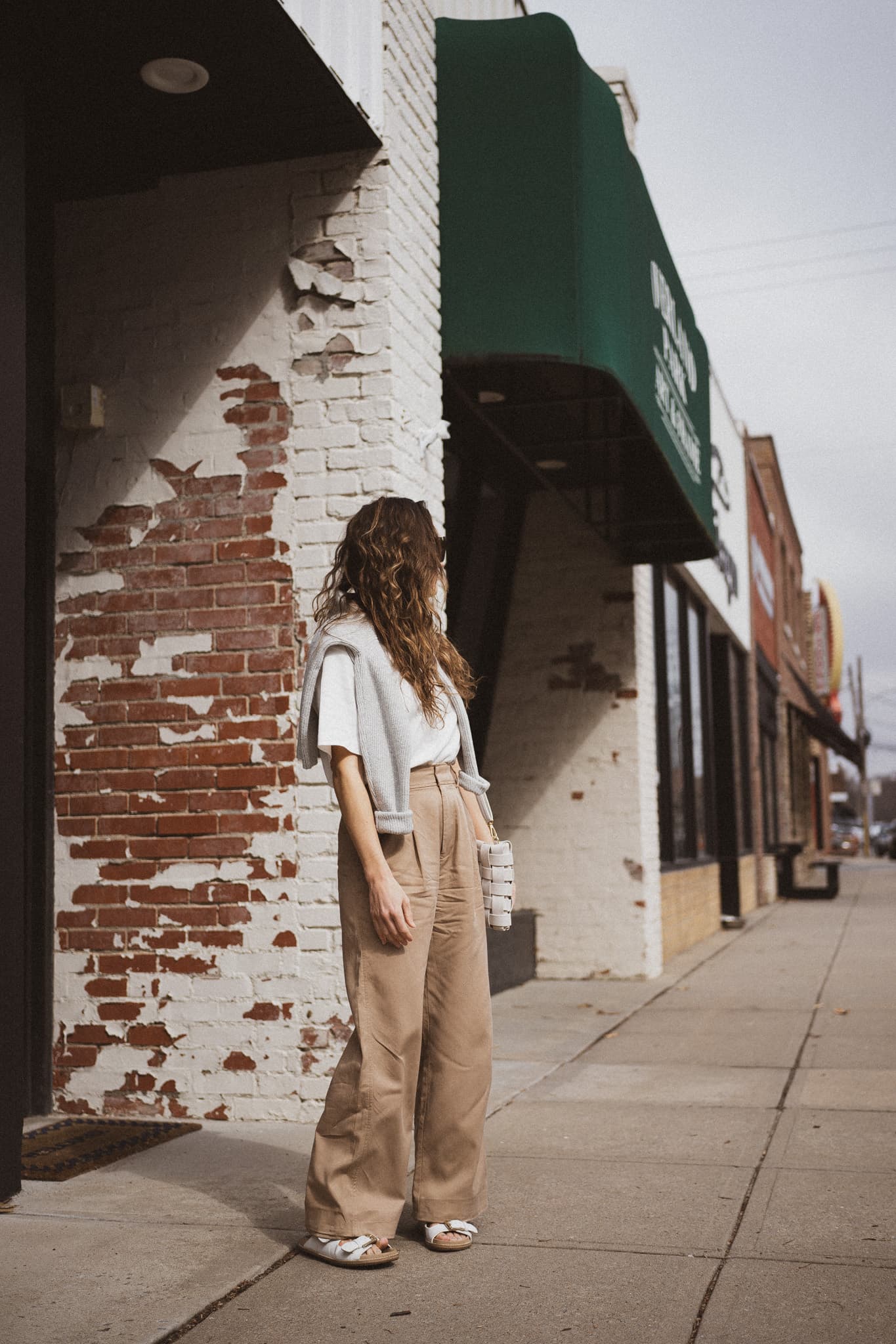 Daily Look 3.28.23
