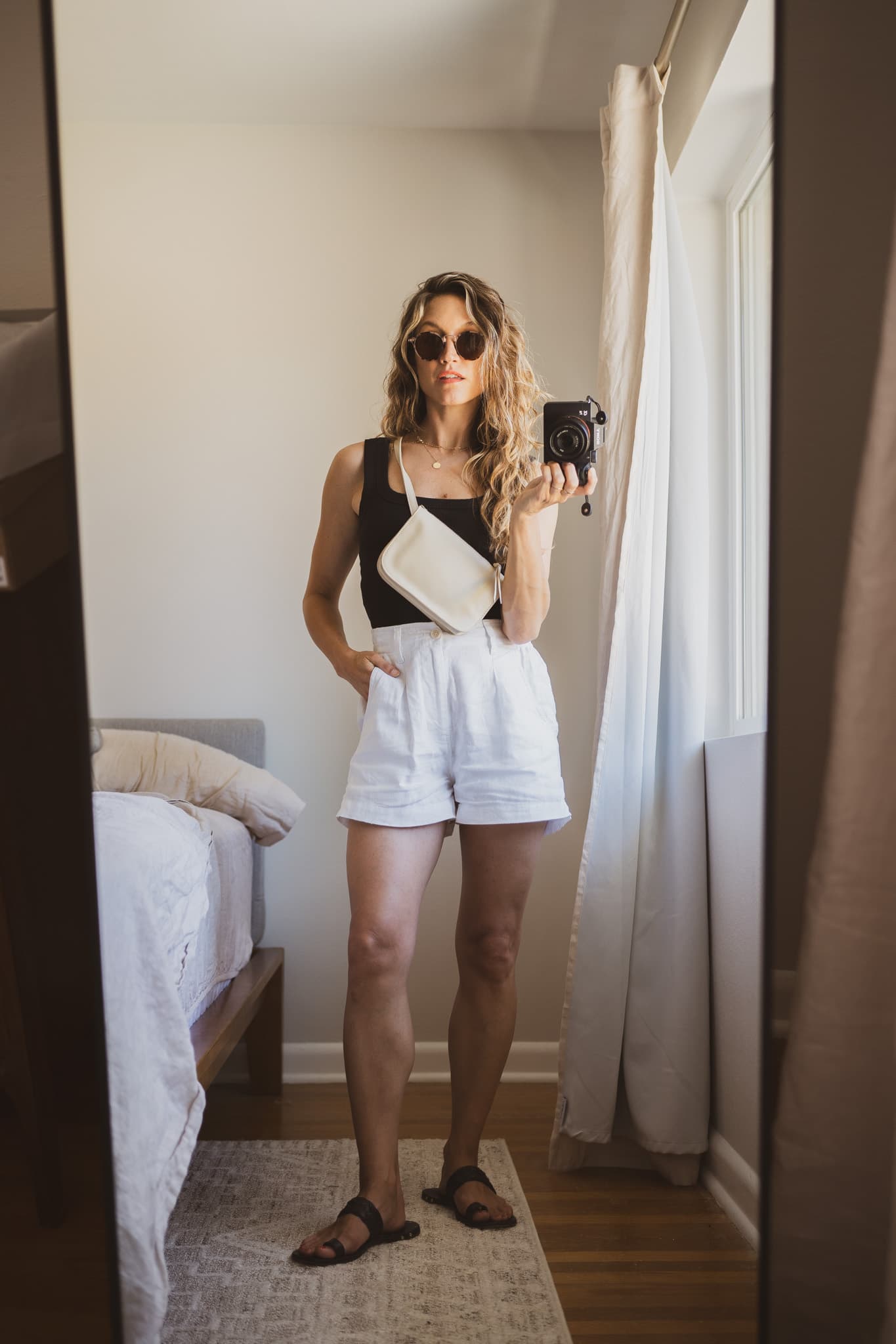 Six Minimal Outfit Ideas For Late Summer