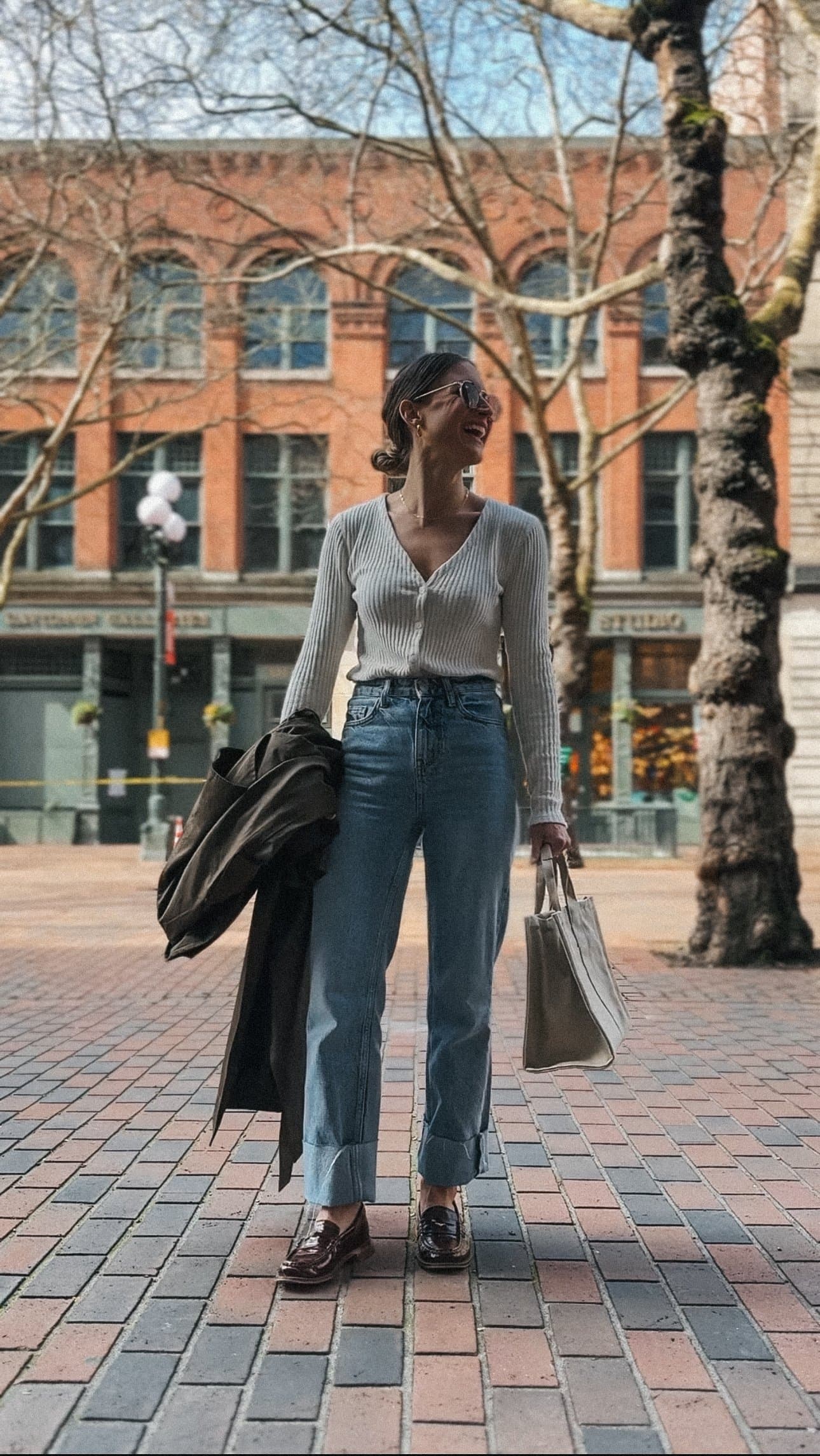 Daily Look 3.29.24